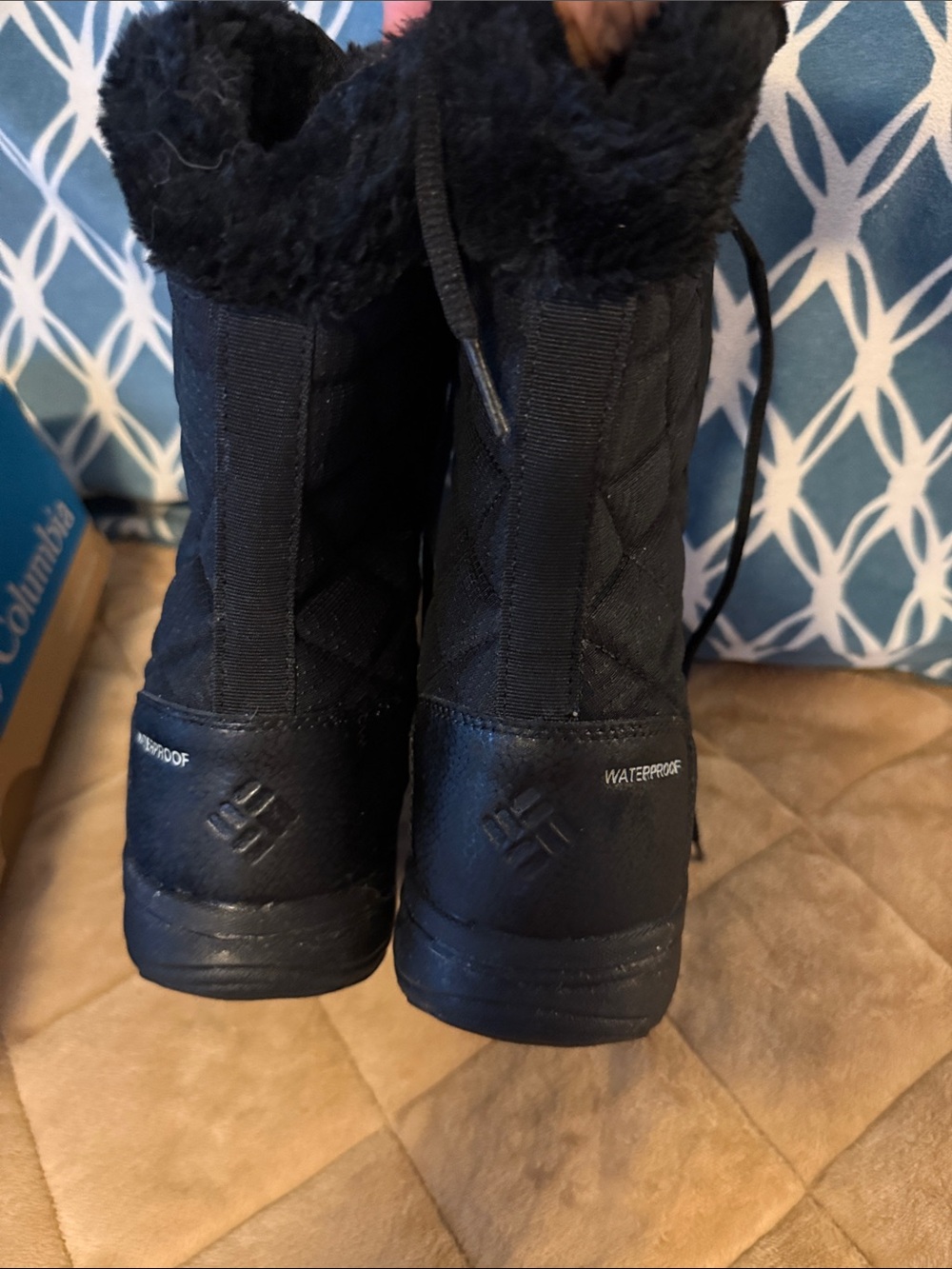 Columbia Ice Maiden II Women's Black Faux-Fur Lace-Up Winter Boots - Picture 5 of 11